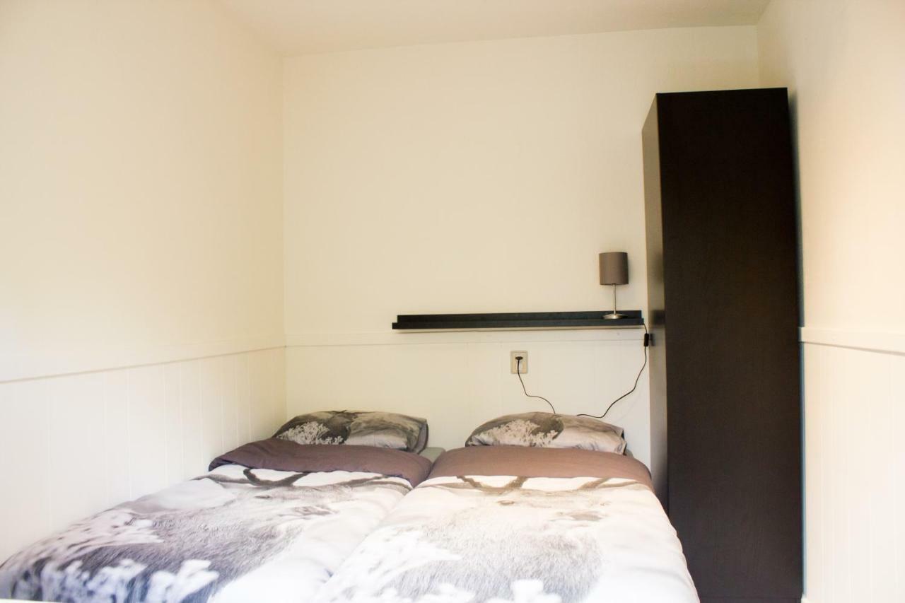 Knusse 5 Persoons Bungalow Hartje Veluwe 오털로 외부 사진